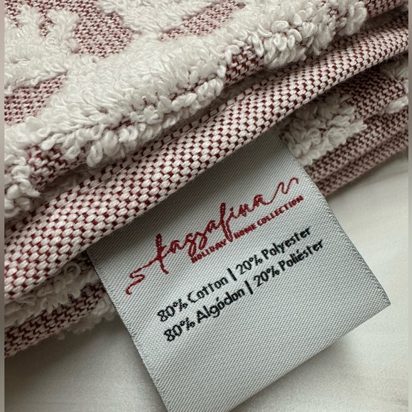 MADE IN TURKEY DECORATIVE HOLIDAY TOWEL SET OF 2 - Picture 4 of 10